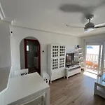 Turisticos Isla Grosa Apartman *