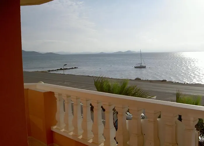 Turísticos Isla Grosa