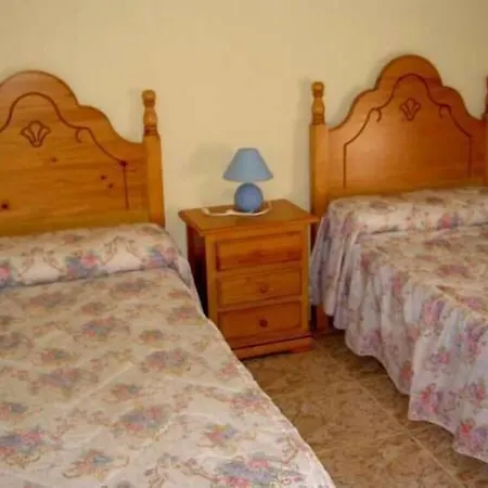 伊斯拉葛洛萨旅游公寓 公寓 *